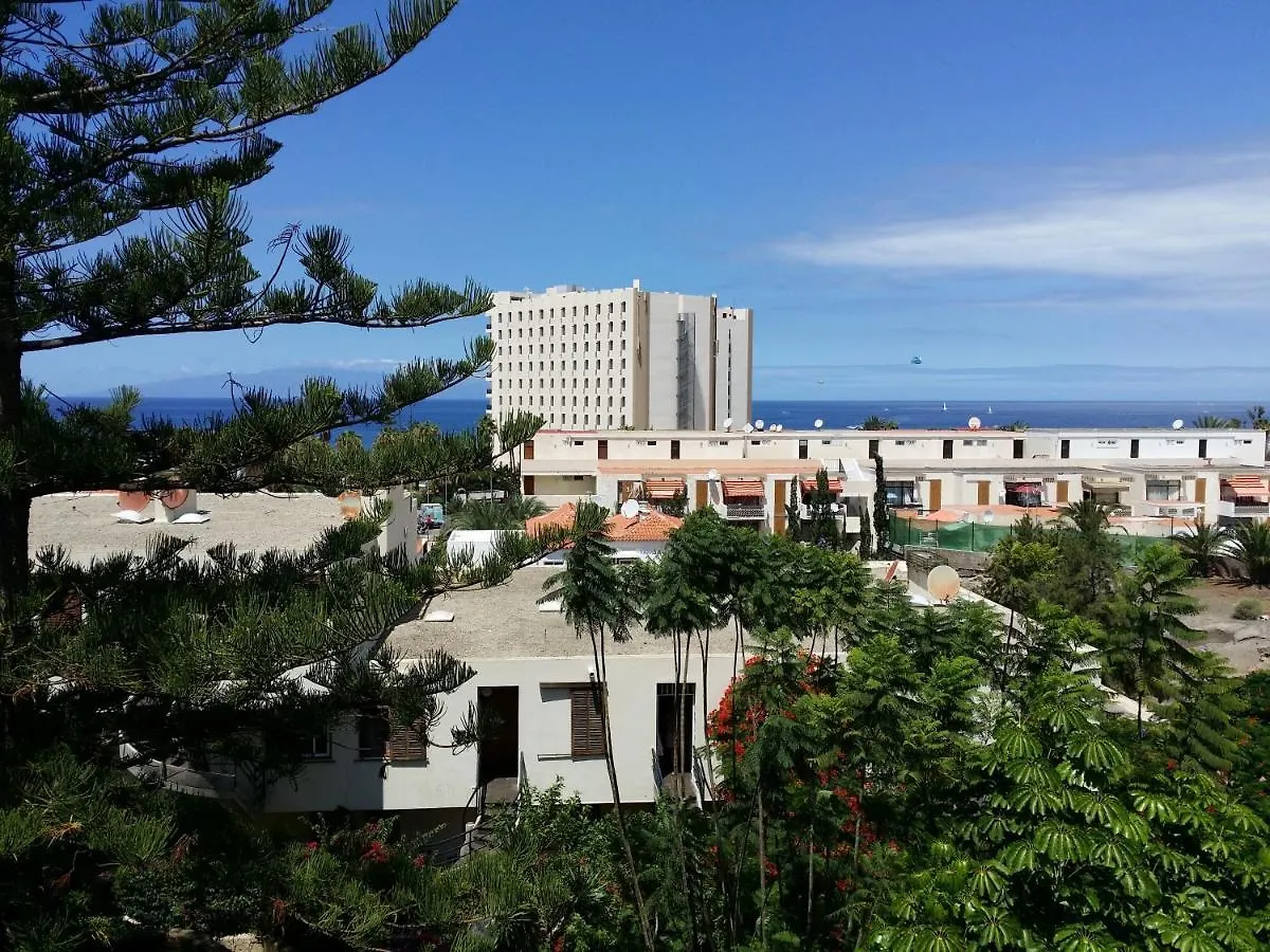 Apartment Jacaranda Close To The Beach, Sea-View, Pool, Wifi, Sat-Tv アロナ