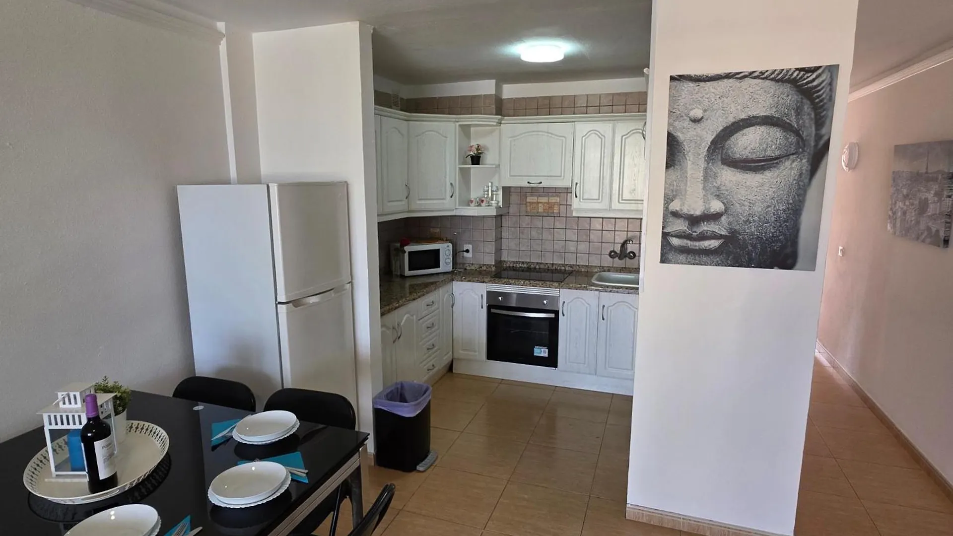 Apartment Jacaranda Close To The Beach, Sea-View, Pool, Wifi, Sat-Tv アロナ