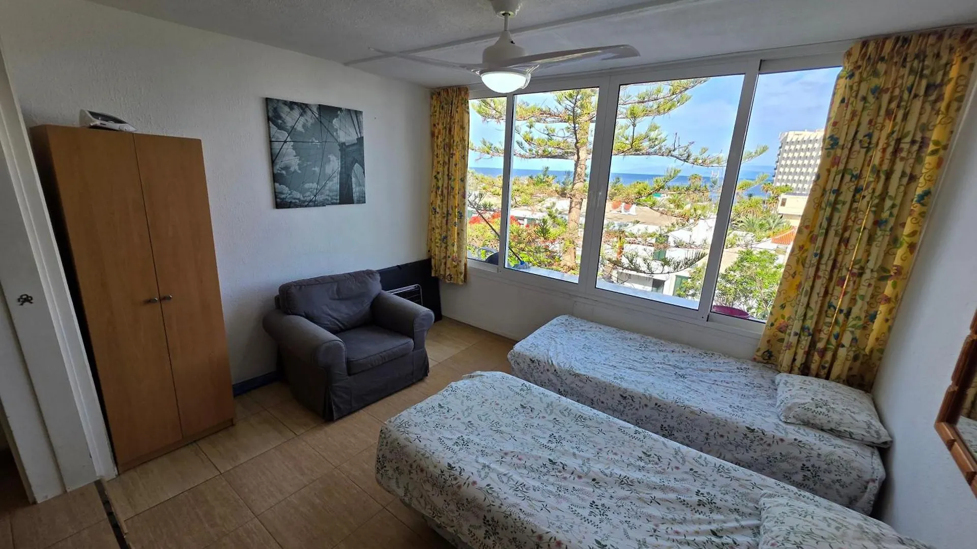 Apartment Jacaranda Close To The Beach, Sea-View, Pool, Wifi, Sat-Tv アロナ スペイン
